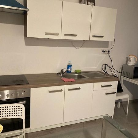 Downtown Modern 3 Bedrroom+ Living Room Apartment Wesselenyi 1.3 Szombathely Eksteriør billede
