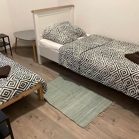 Downtown Modern 3 Bedrroom+ Living Room Apartment Wesselenyi 1.3 Szombathely Eksteriør billede